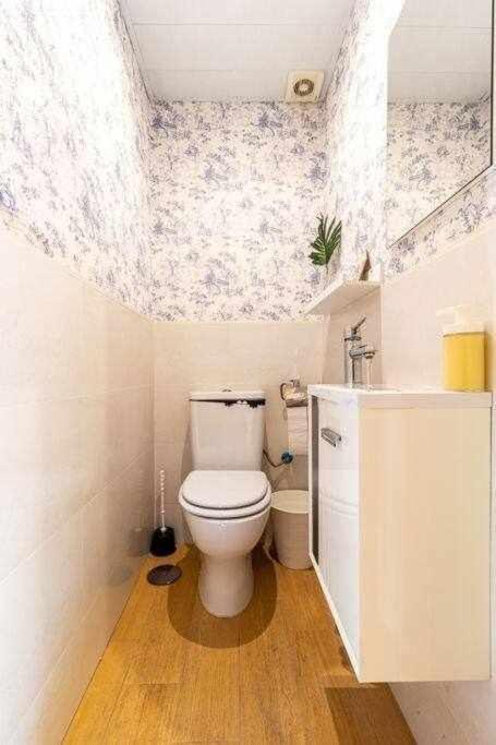 3 Apartamento En Estadio Sevilla 8 Plazas 3 Hab Y Metro Luaran gambar