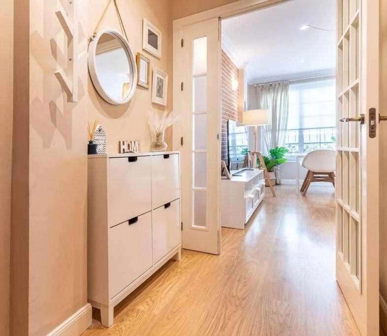 3 Apartamento En Estadio Sevilla 8 Plazas 3 Hab Y Metro Luaran gambar